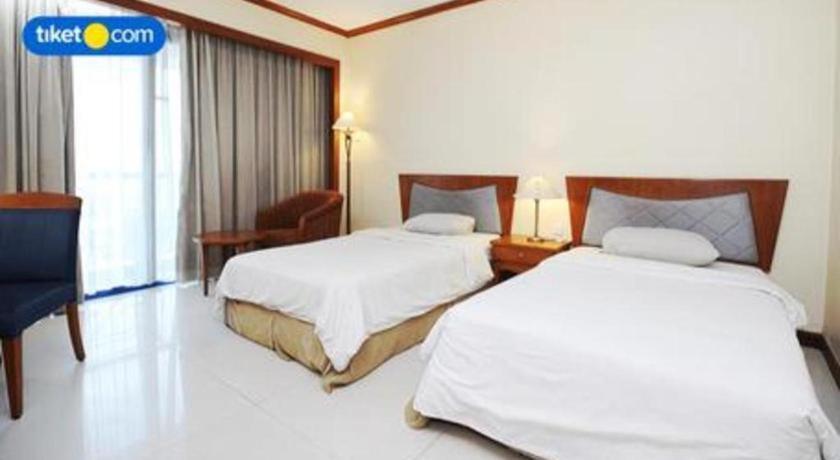 Makassar Golden Hotel Екстериор снимка