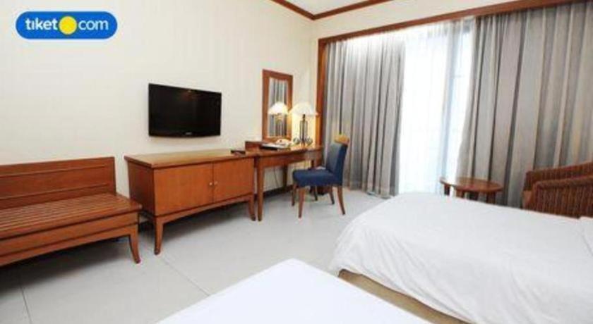 Makassar Golden Hotel Екстериор снимка