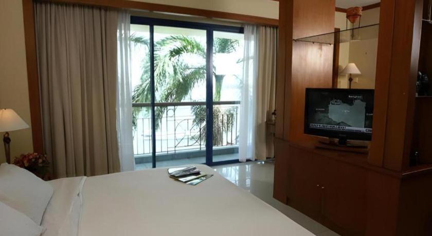 Makassar Golden Hotel Екстериор снимка