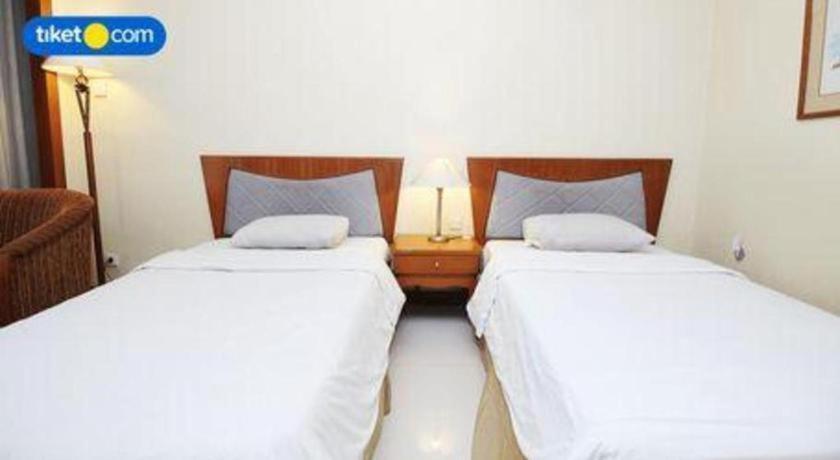 Makassar Golden Hotel Екстериор снимка